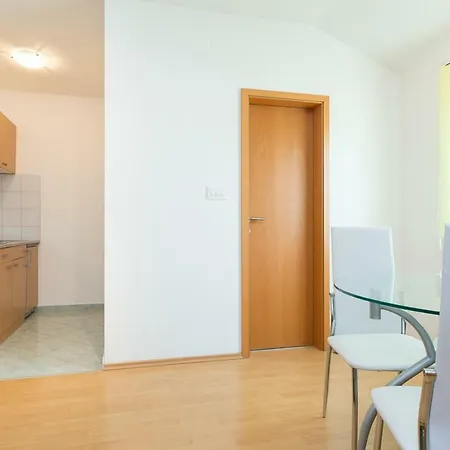 Apartment Adria - App 1 *