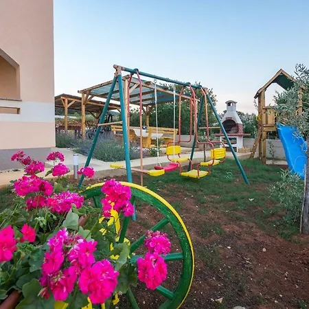 Adria - App 1 Apartment Punat
